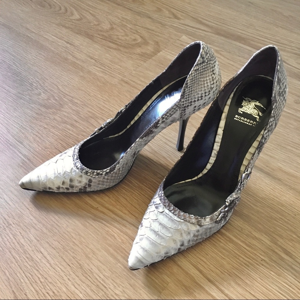 Burberry python pumps - Picture 2 of 8